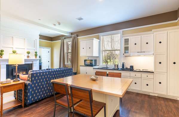 Suite - Inn at Diamond Cove Great Diamond Island Portland