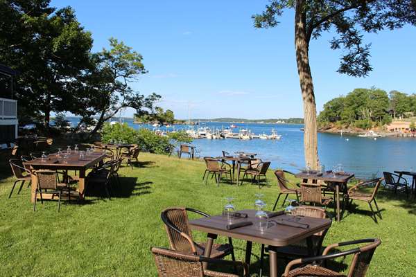 Restaurant - Inn at Diamond Cove Great Diamond Island Portland