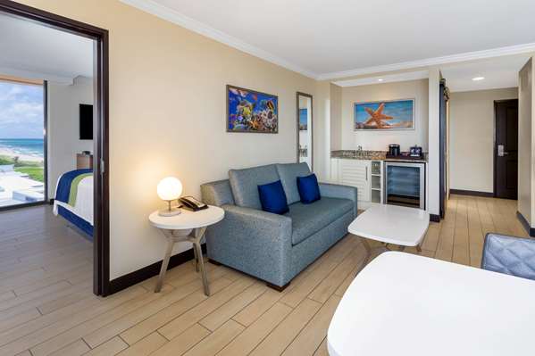 Suite - Wyndham Deerfield Beach Resort