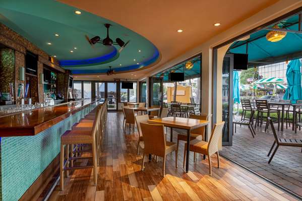 Restaurant - Wyndham Deerfield Beach Resort