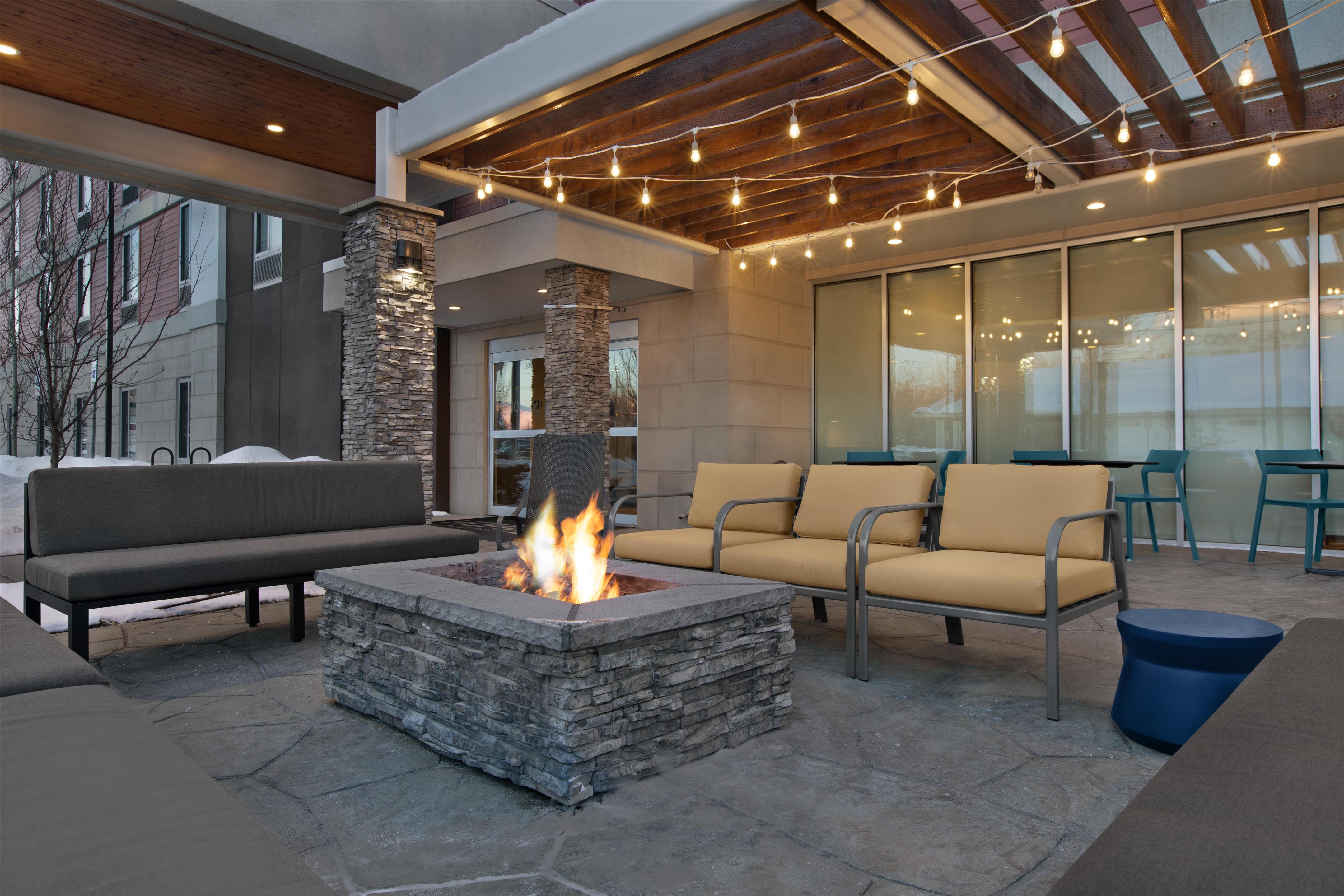 Exterior | Home2 Suites by Hilton Anchorage / Midtown