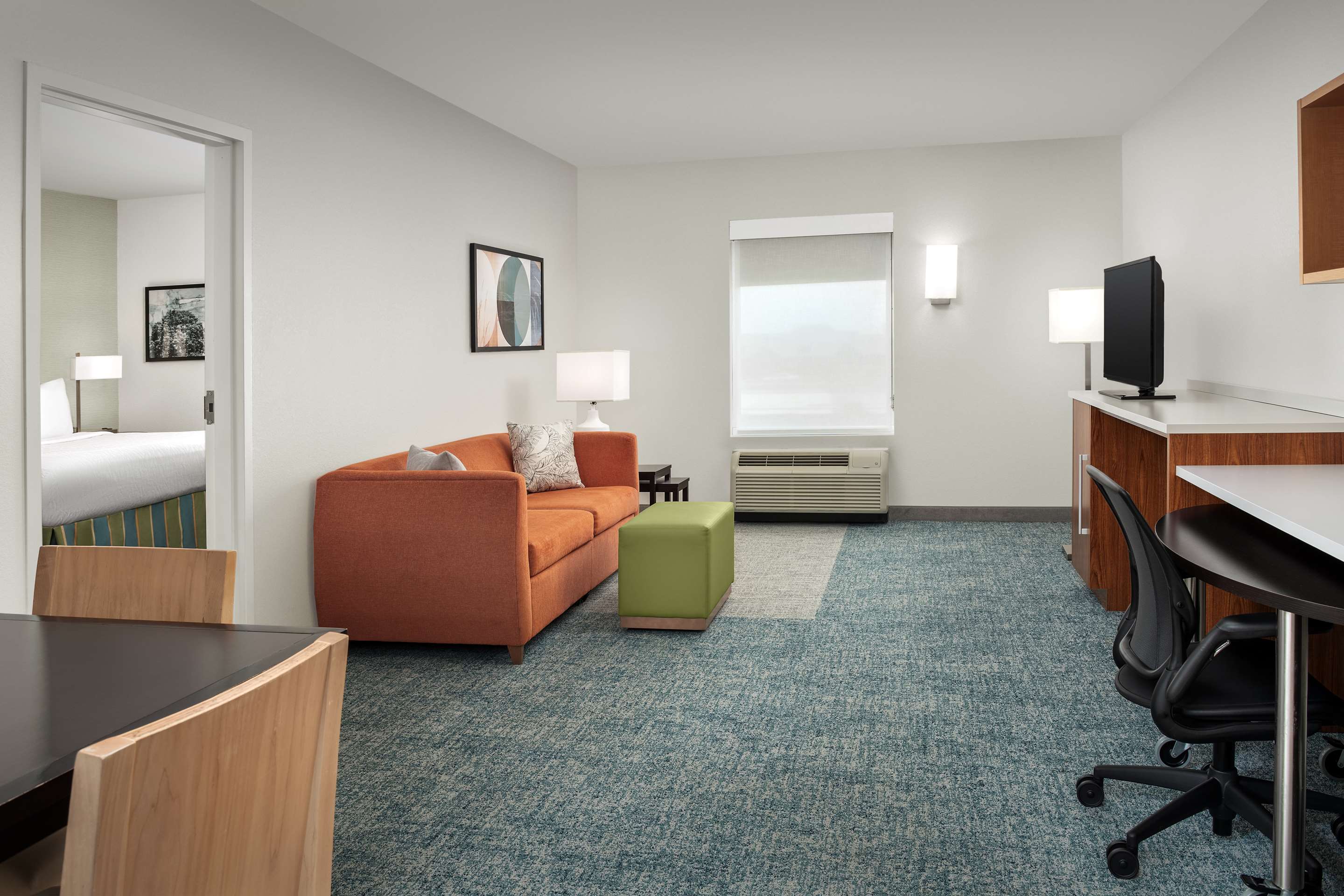 Guest room