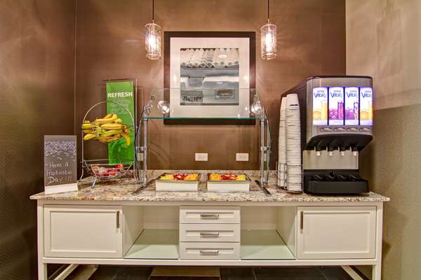 Restaurant - Hampton Inn & Suites Downtown Cincinnati - I-71, Exit 1B