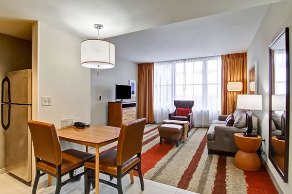  - Homewood Suites by Hilton Downtown Cincinnati - I-71, Exit 1B