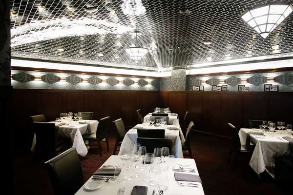 Restaurant - Hilton Norfolk The Main Hotel - I-264, Exit 9