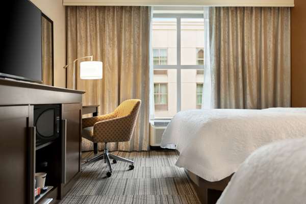  - Hampton Inn & Suites Downtown Roanoke