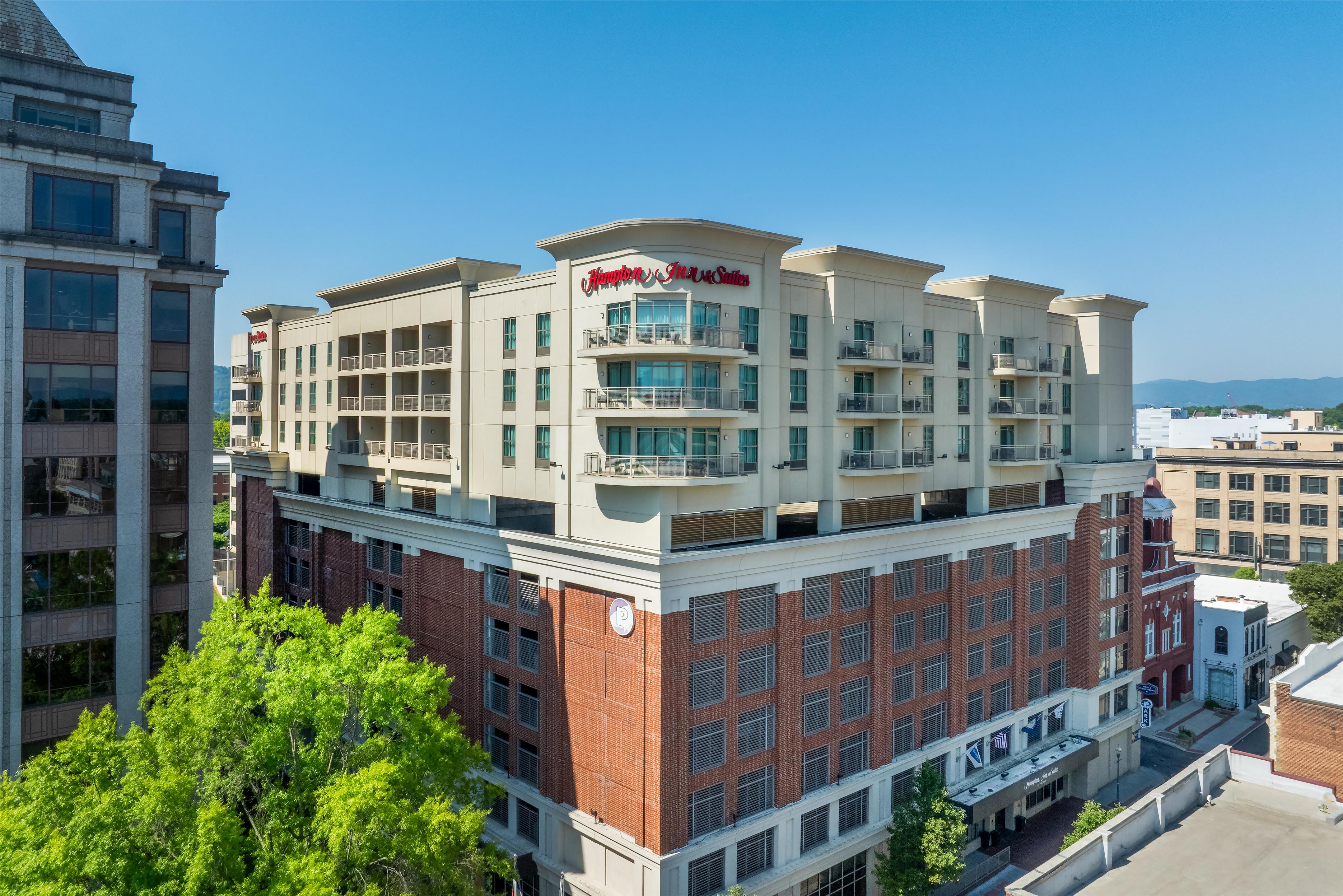 Exterior | Hampton Inn & Suites Roanoke-Downtown