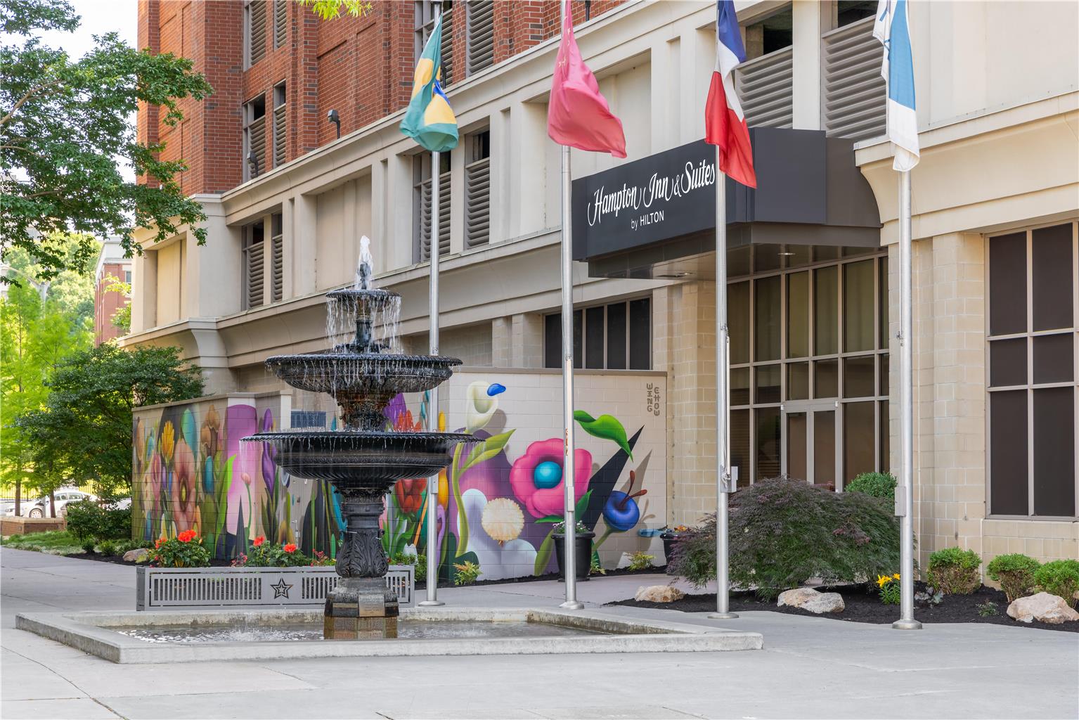 Hampton Inn & Suites Roanoke-Downtown