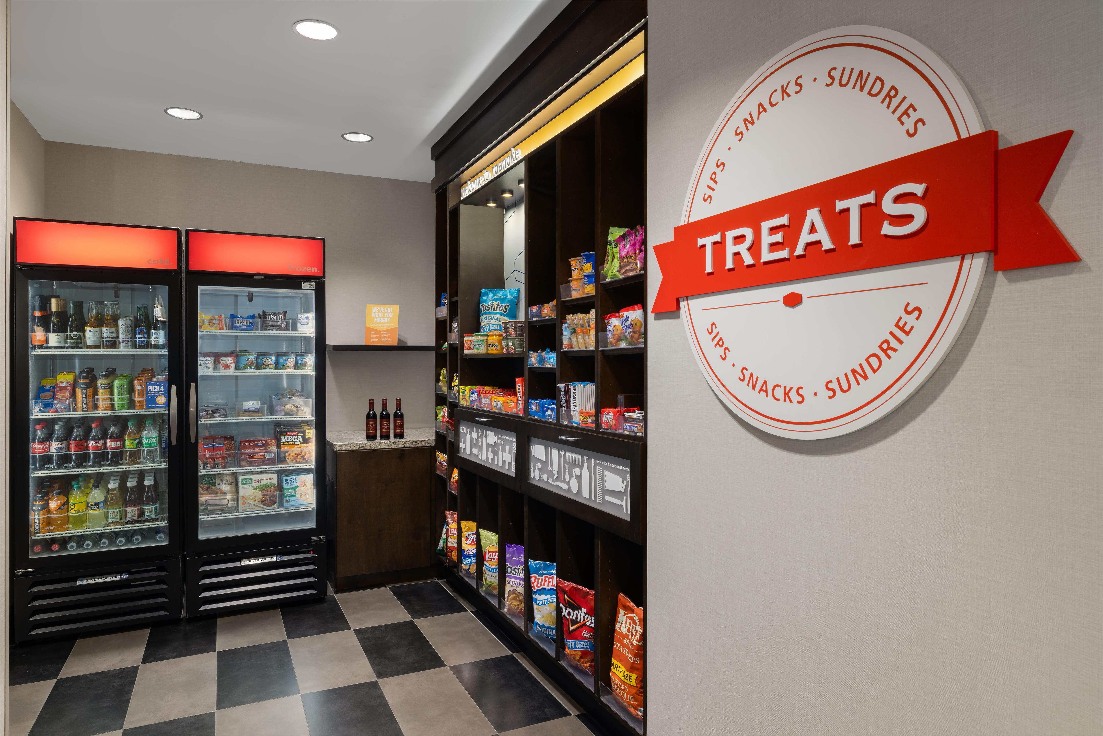 Restaurant | Hampton Inn & Suites Roanoke-Downtown