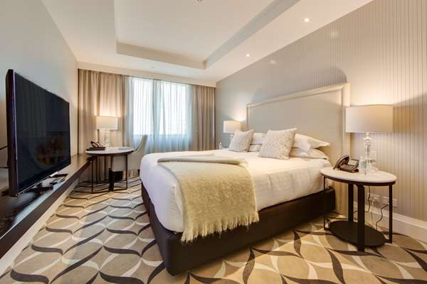 MAYFAIR HOTEL - Photo 12
