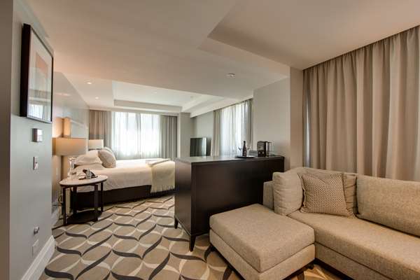 MAYFAIR HOTEL - Photo 13