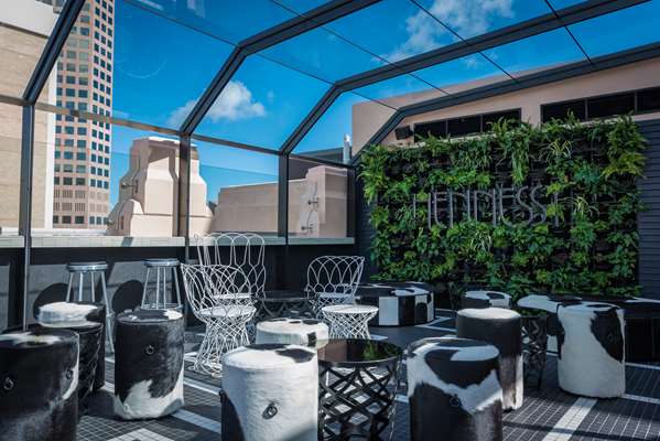MAYFAIR HOTEL - Photo 7