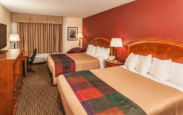  - Best Western Spooner Riverplace Hotel