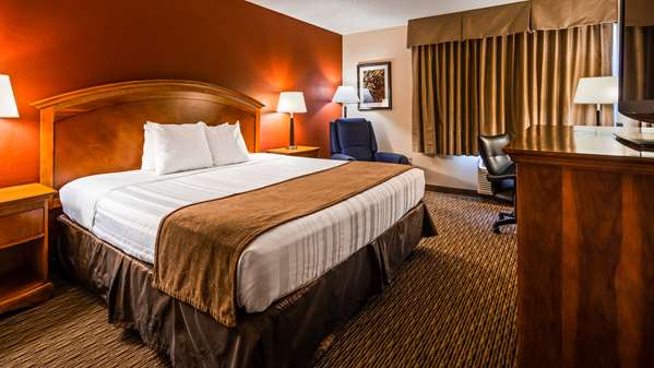  - Best Western Spooner Riverplace Hotel