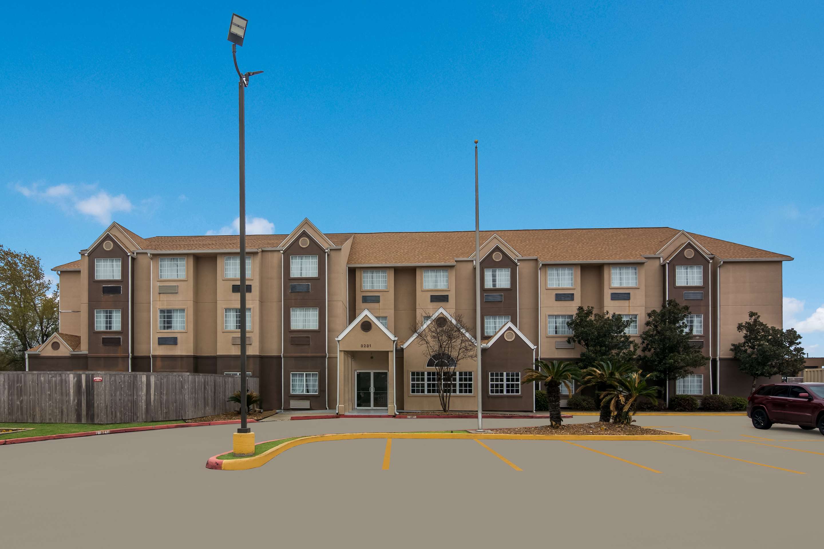 LA Exterior | Americas Best Value Inn and Suites Lake Charles