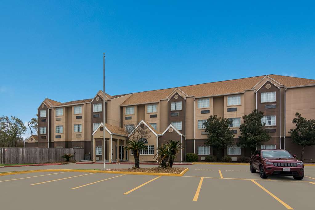Americas Best Value Inn & Suites