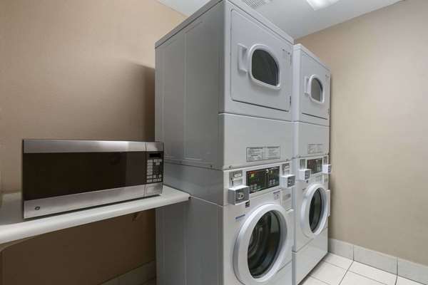  - Days Inn Williams - I-40, Exit 161