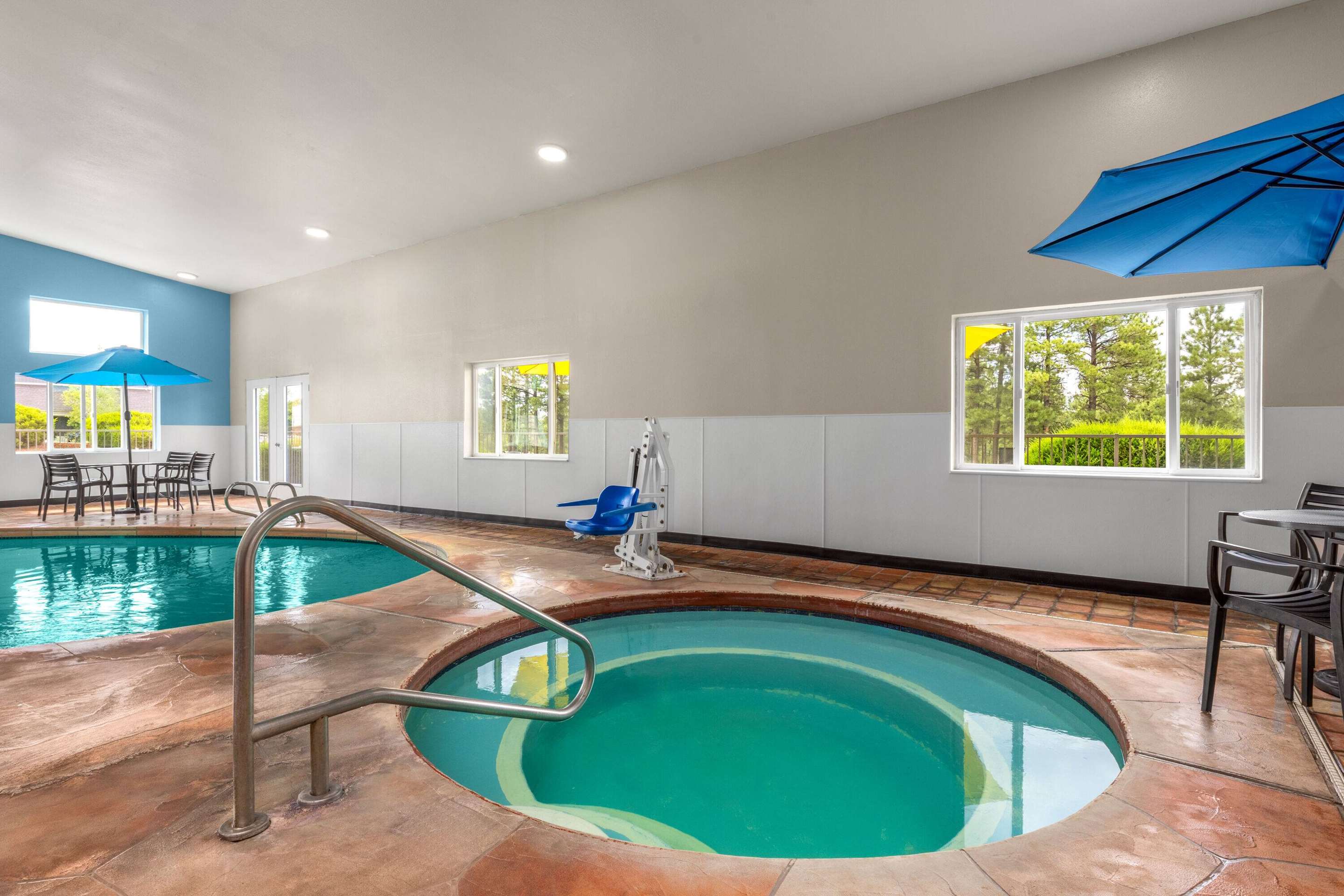 Pool | Days Inn by Wyndham Williams