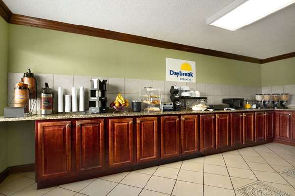  - Days Inn Southaven - I-55 & I-69, Exit 291