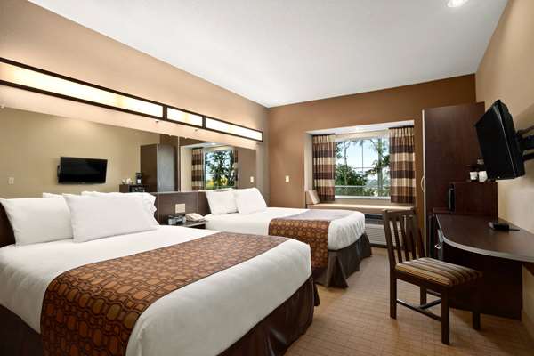  - Microtel Inn & Suites by Wyndham St Clairsville - I-70, Exit 218