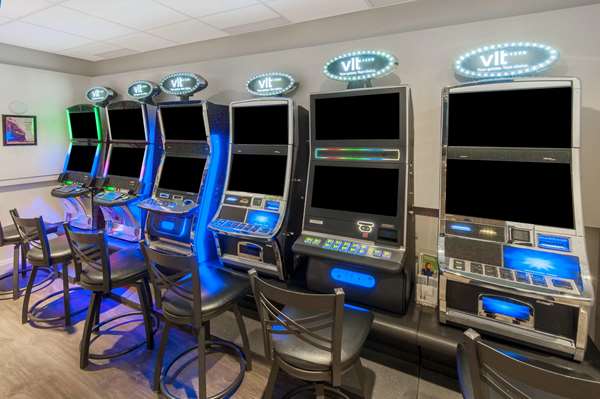  - Ramada Hotel Downtown Calgary