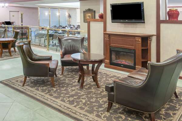  - Ramada Hotel Downtown Calgary