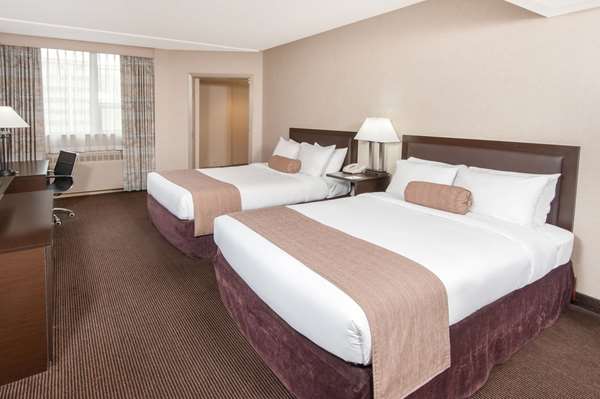  - Ramada Hotel Downtown Calgary