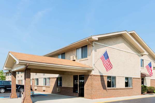 Exterior view - Super 8 Hotel Franklin - I-75, Exit 32