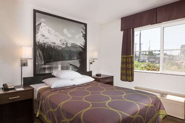  - Super 8 Hotel Gresham