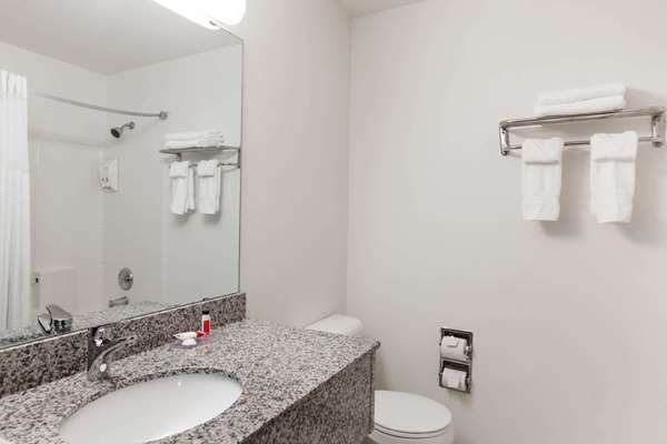  - Super 8 Hotel Gresham