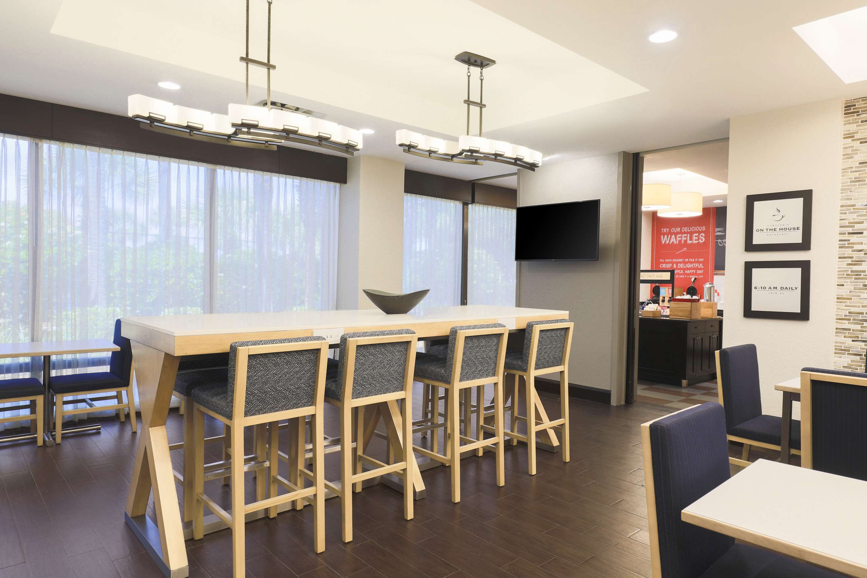Lobby | Hampton Inn Ft. Walton Beach