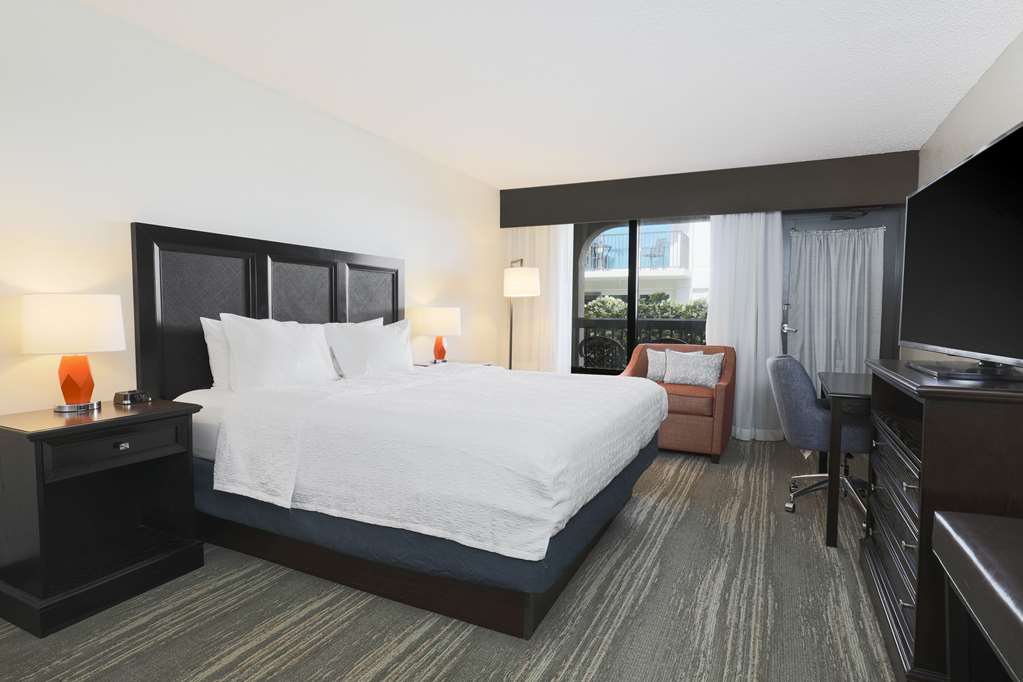 Hampton Inn Ft Walton Beach - Tap to explore photos