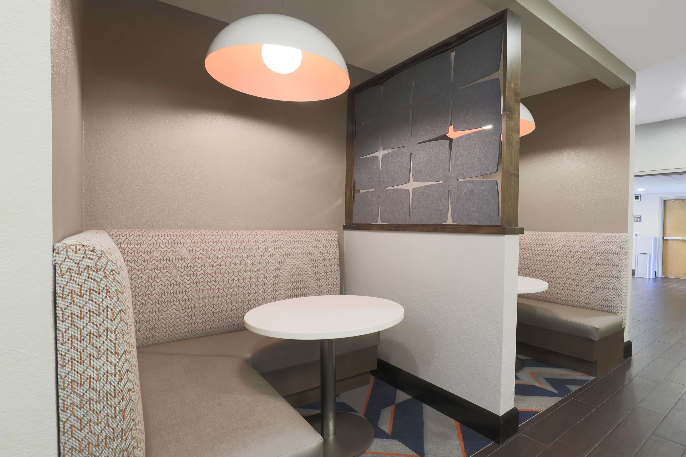Lobby | Hampton Inn Ft. Walton Beach