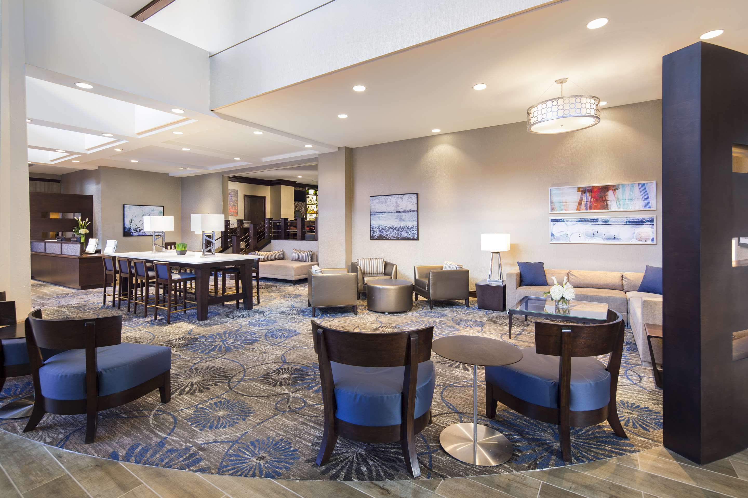 Reception | DoubleTree by Hilton Hotel Jacksonville Riverfront