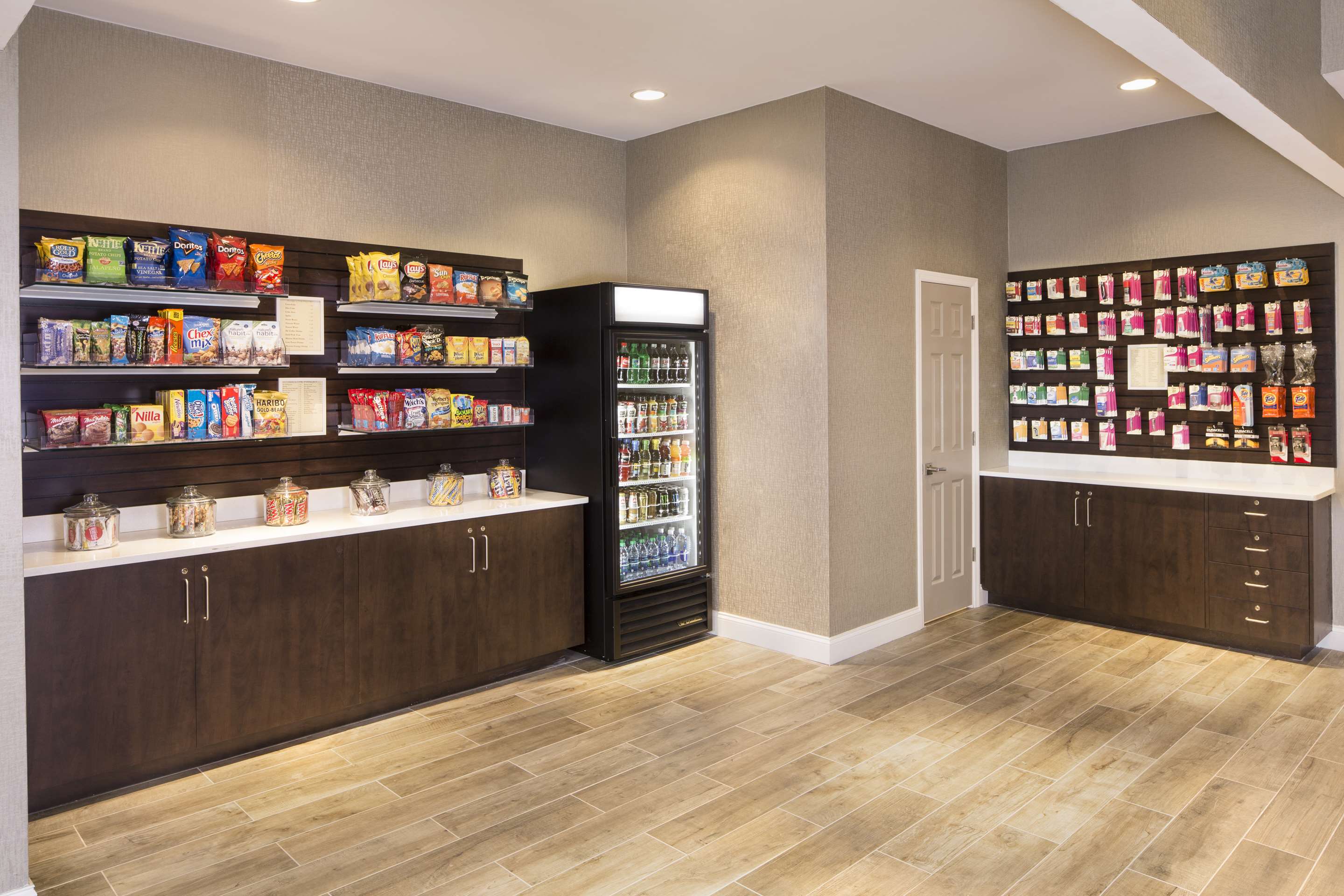 Restaurant | DoubleTree by Hilton Hotel Jacksonville Riverfront