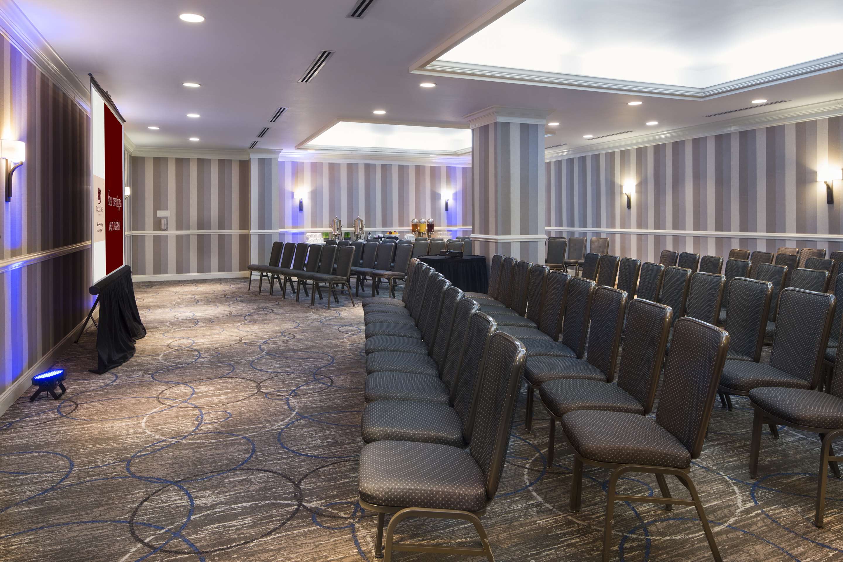 Meeting Room | DoubleTree by Hilton Hotel Jacksonville Riverfront