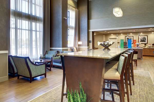 Amenities - Hampton Inn & Suites West Milwaukee West Allis - I-94, Exit 306