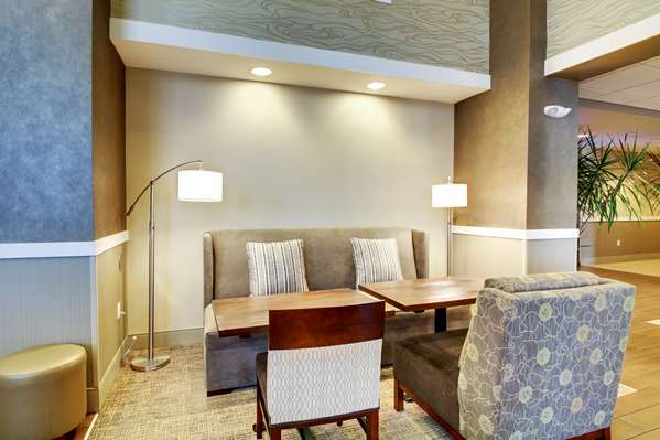 Amenities - Hampton Inn & Suites West Milwaukee West Allis - I-94, Exit 306