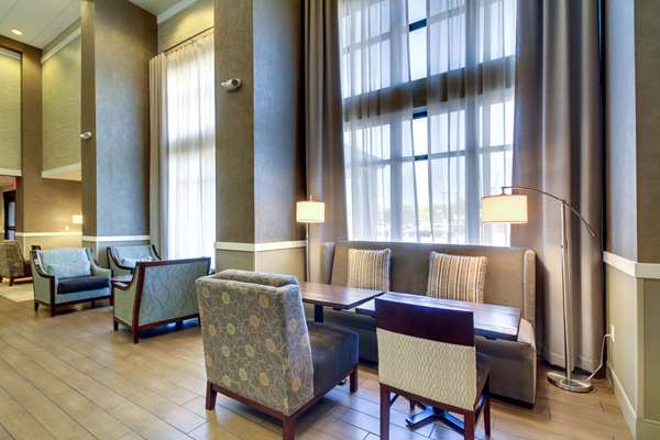 Amenities - Hampton Inn & Suites West Milwaukee West Allis - I-94, Exit 306