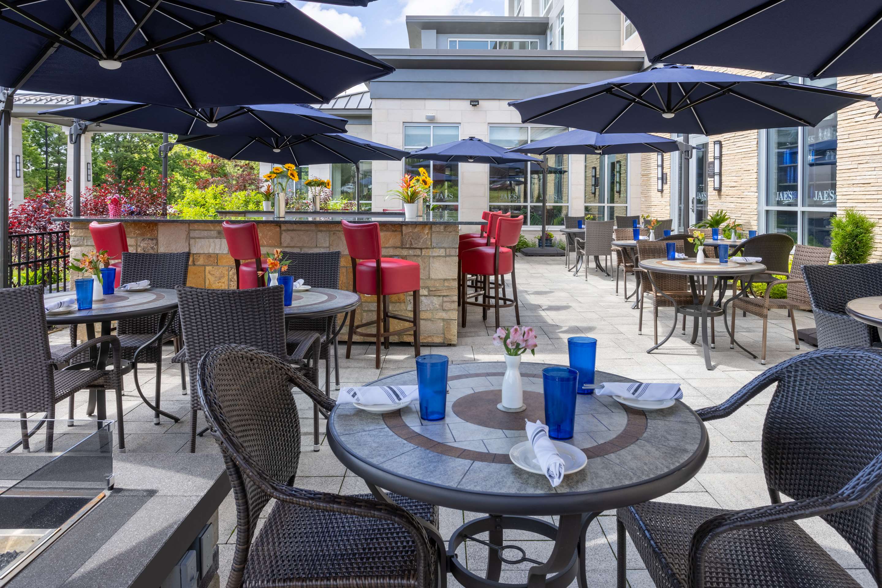 Restaurant | Hilton Garden Inn Lenox Pittsfield