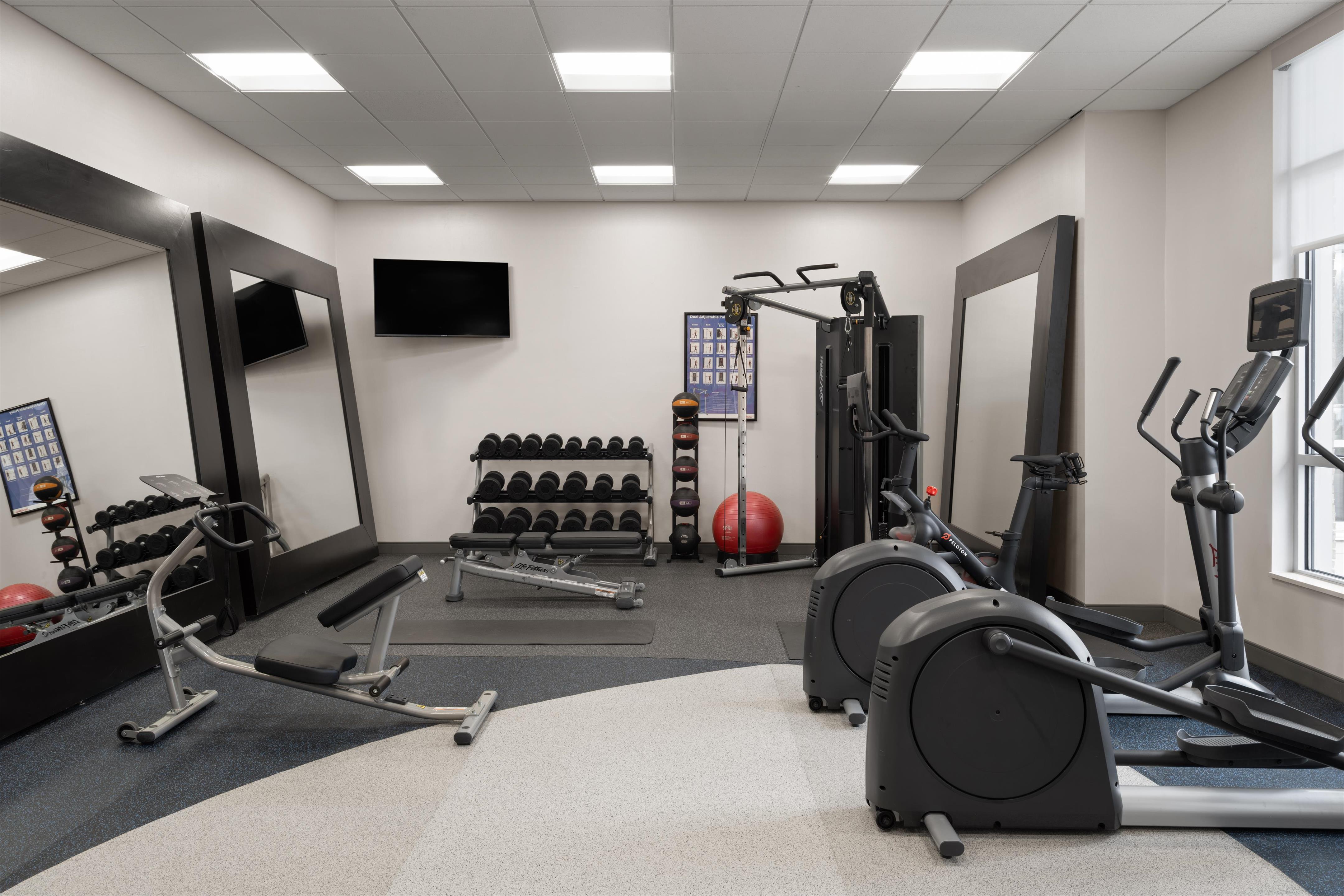 Health club fitness center gym | Hilton Garden Inn Lenox Pittsfield