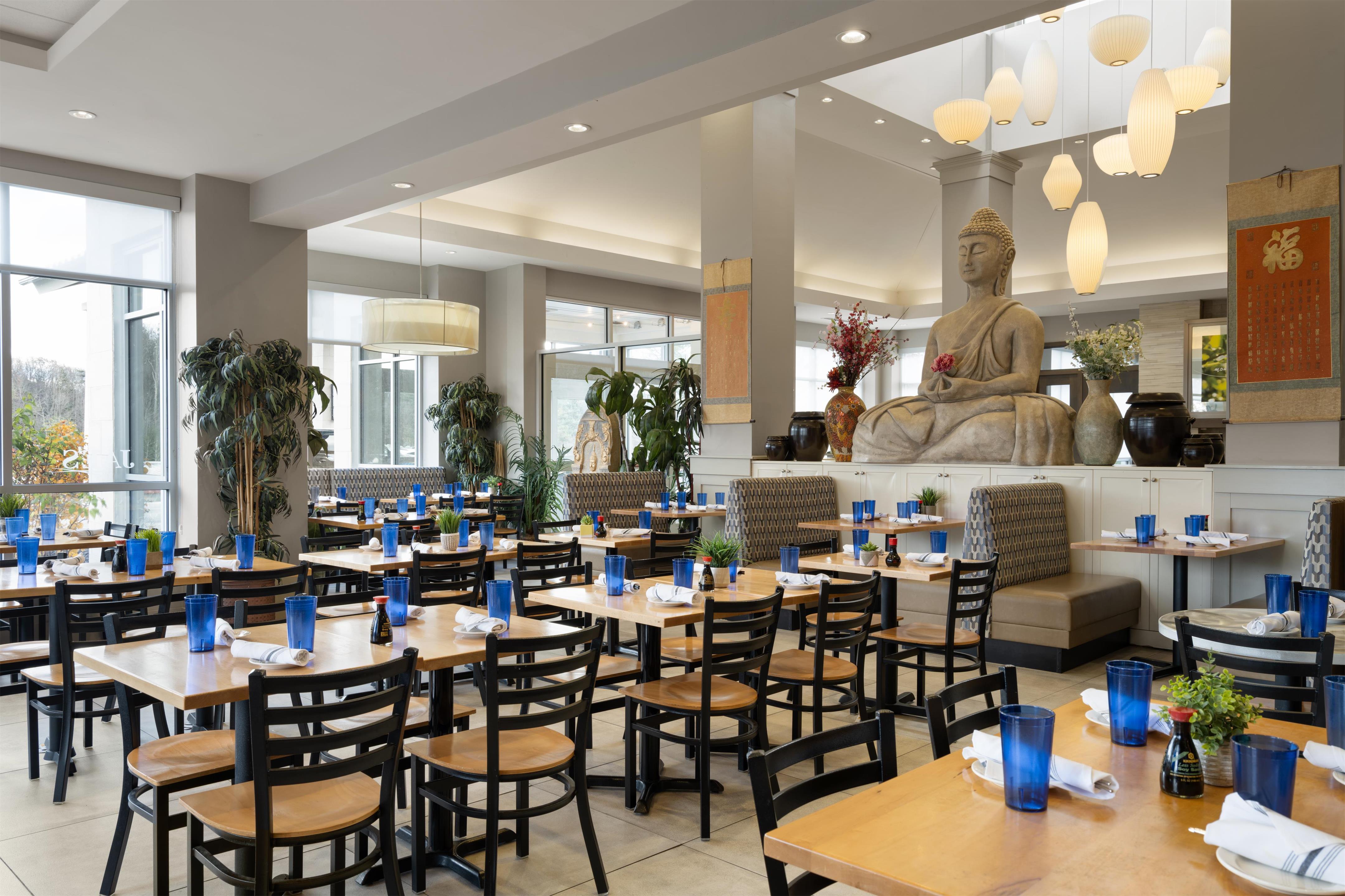 Restaurant | Hilton Garden Inn Lenox Pittsfield