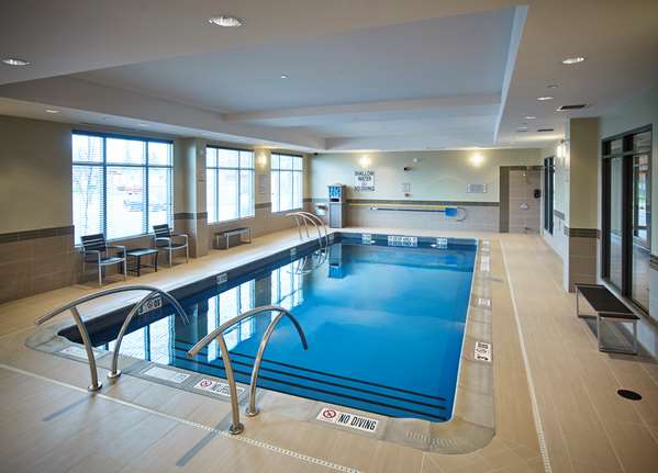Pool - Hampton Inn Timmins