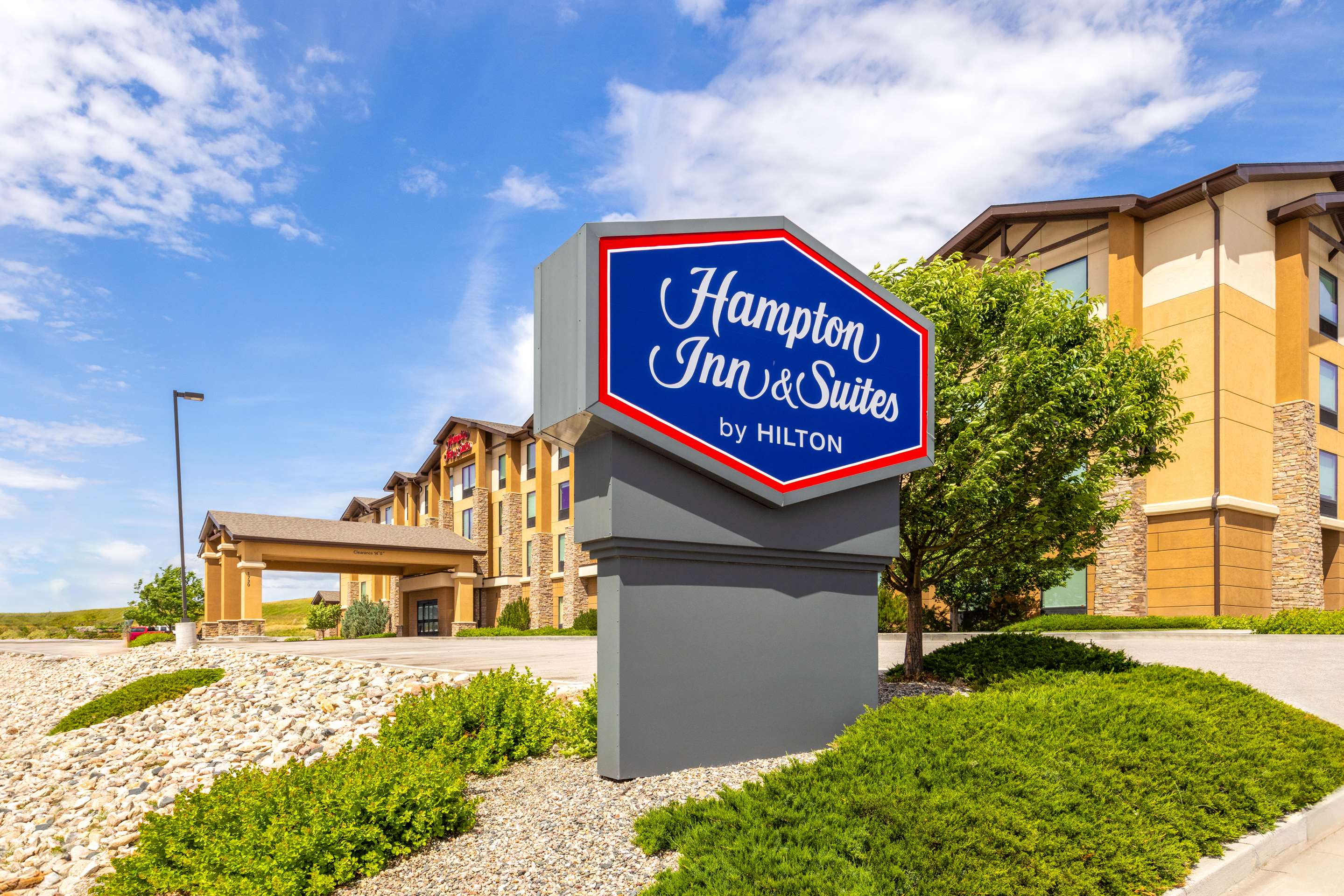 Exterior | Hampton Inn & Suites Douglas