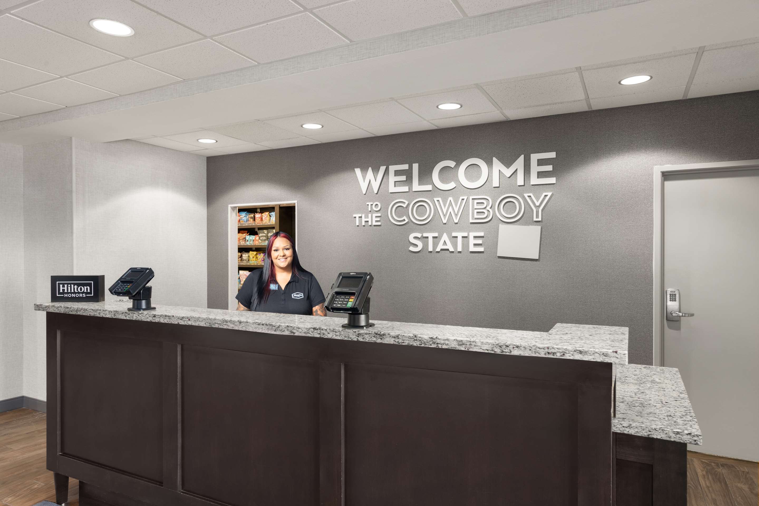 Reception | Hampton Inn & Suites Douglas