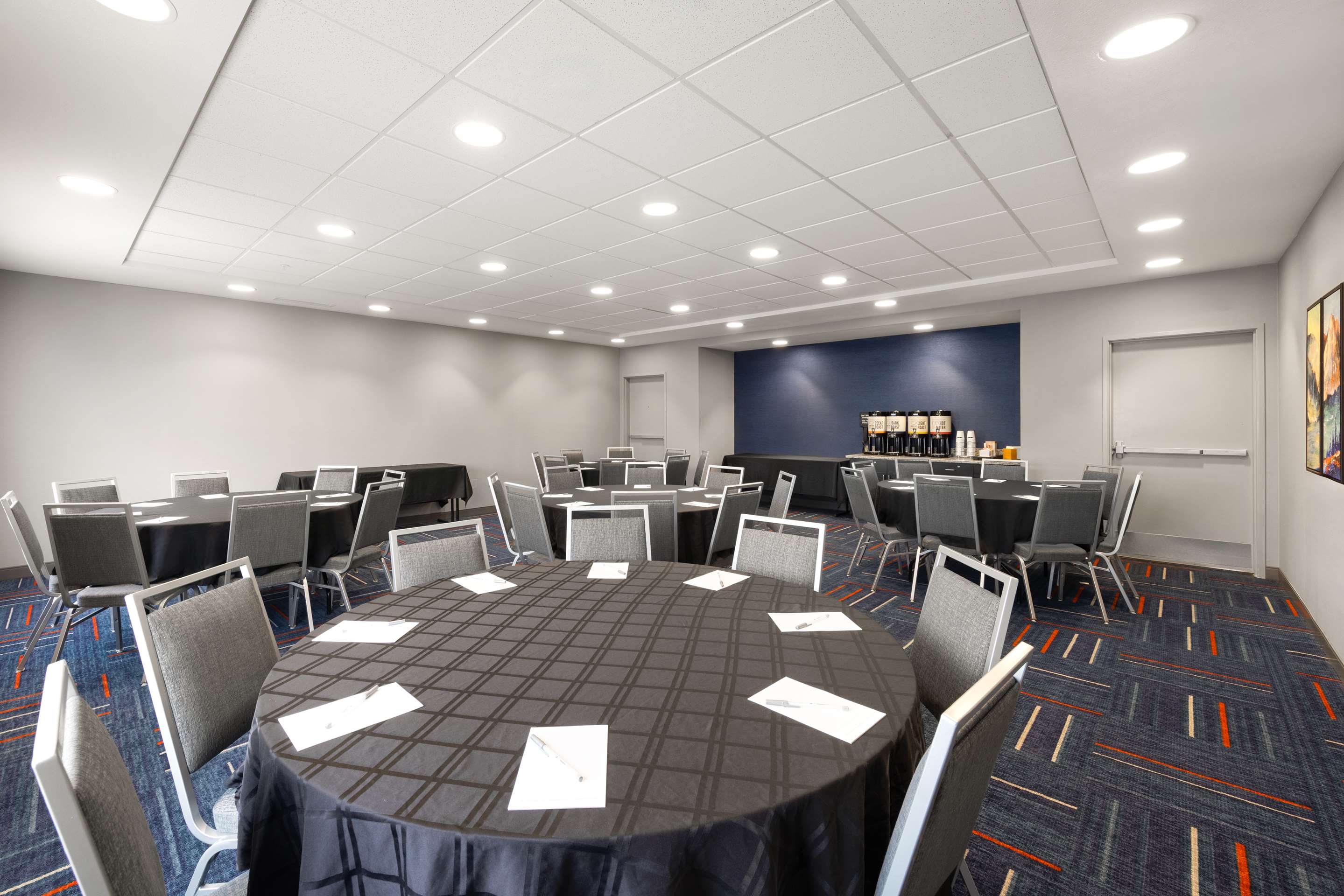 Meeting Room | Hampton Inn & Suites Douglas