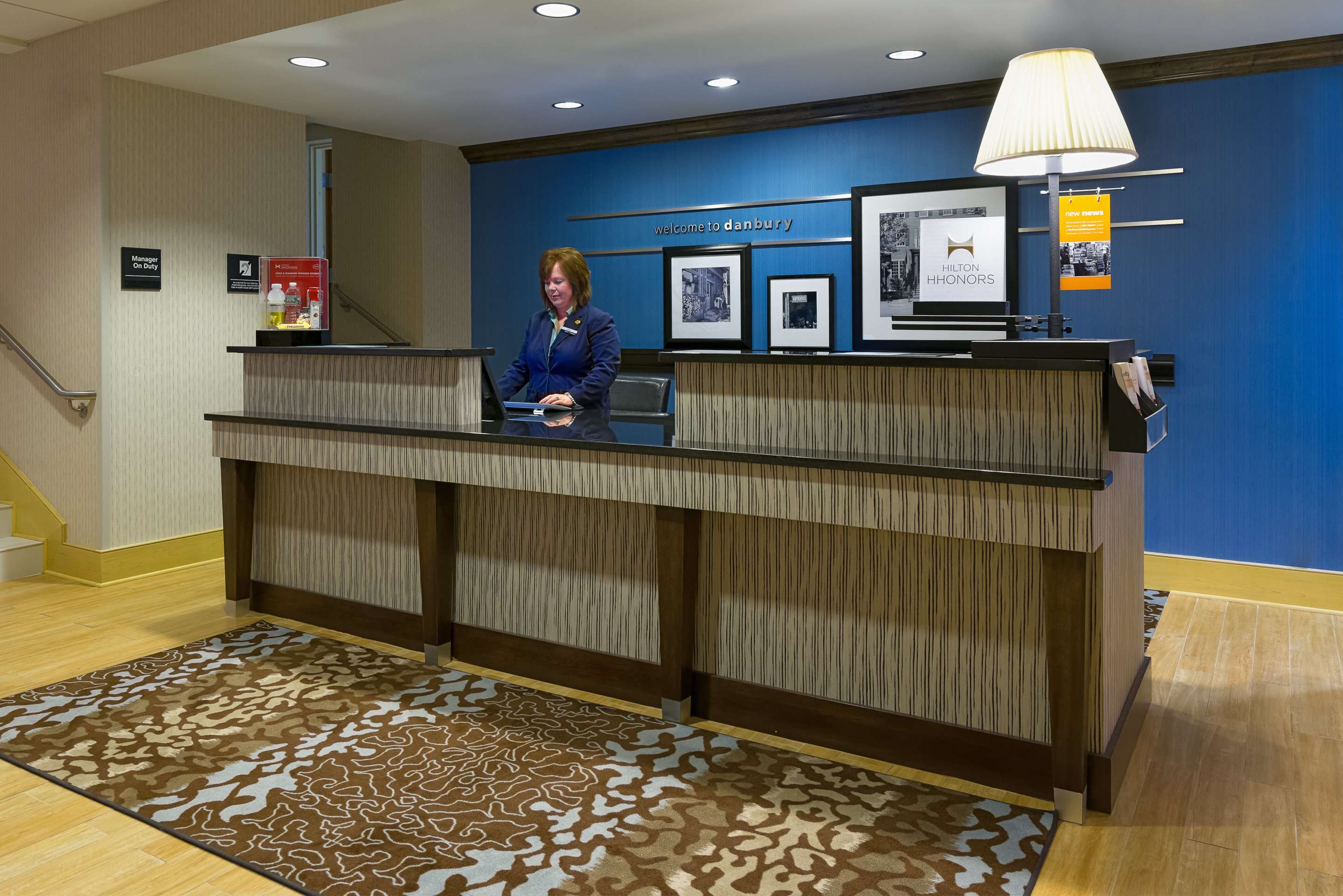 Reception | Hampton Inn Danbury