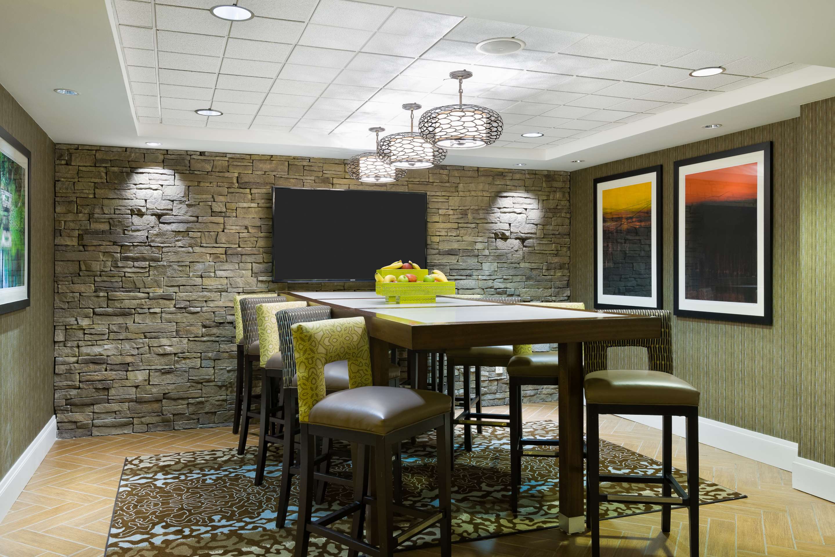 Lobby | Hampton Inn Danbury