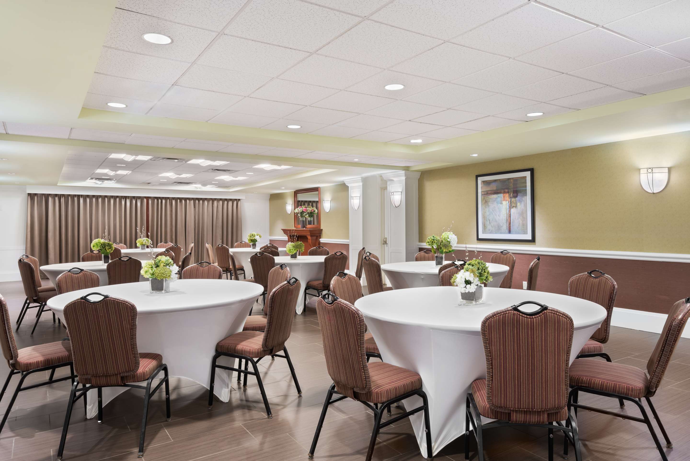 Meeting Room | Hampton Inn Danbury