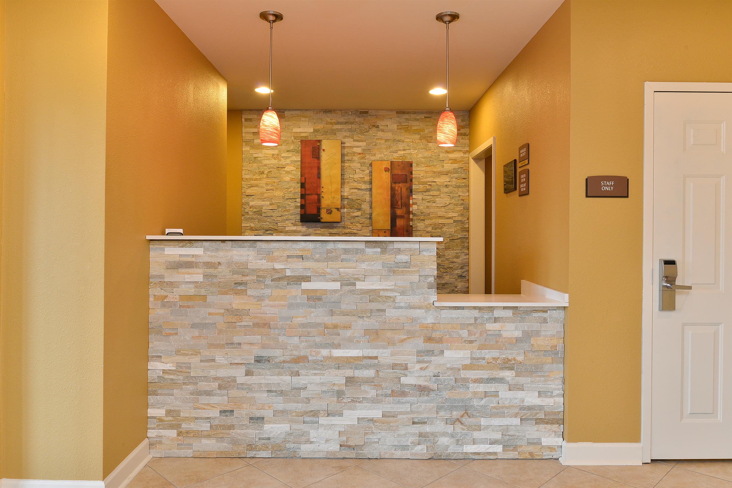 Front Desk | Americas Best Value Inn Tupelo